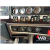 Image 18 : 2014 KENWORTH W900 T/A SLEEPER TRUCK TRACTOR