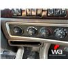 Image 21 : 2014 KENWORTH W900 T/A SLEEPER TRUCK TRACTOR