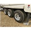 Image 35 : 2022 WESTERN STAR 4900SB TRI DRIVE DUMP TRUCK