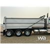 Image 50 : 2022 WESTERN STAR 4900SB TRI DRIVE DUMP TRUCK