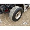 Image 34 : 2013 KENWORTH T800 TRI DRIVE DUMP TRUCK