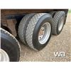 Image 37 : 2013 KENWORTH T800 TRI DRIVE DUMP TRUCK