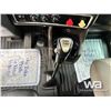Image 22 : 2008 KENWORTH T800B TRI DRIVE SLEEPER DUMP TRUCK