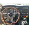 Image 13 : 2016 KENWORTH W900 TRI DRIVE DUMP TRUCK