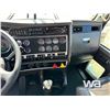 Image 10 : 2021 KENWORTH T800 T/A DUMP TRUCK
