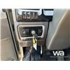 Image 14 : 2021 KENWORTH T800 T/A DUMP TRUCK