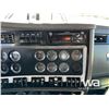 Image 16 : 2021 KENWORTH T800 T/A DUMP TRUCK