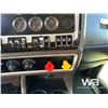 Image 18 : 2021 KENWORTH T800 T/A DUMP TRUCK
