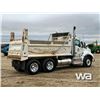Image 3 : 2020 KENWORTH T880 T/A DUMP TRUCK