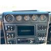 Image 17 : 2019 INTERNATIONAL HX620 T/A DUMP TRUCK