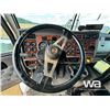 Image 10 : 2003 KENWORTH T800 TRI DRIVE LOG TRUCK