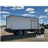 Image 3 : 2011 INTERNATIONAL 4400 SBA T/A STEAM TRUCK