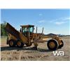 Image 2 : 2004 JOHN DEERE 772CH 6WD SERIES II MOTOR GRADER