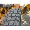 Image 41 : 2004 JOHN DEERE 772CH 6WD SERIES II MOTOR GRADER