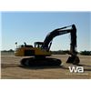 Image 3 : 2013 JOHN DEERE 350G LC HYDRAULIC EXCAVATOR