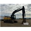 Image 2 : 2019 JOHN DEERE 300G LC HYDRAULIC EXCAVATOR