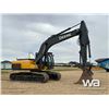 Image 2 : 2009 JOHN DEERE 270D LC HYDRAULIC EXCAVATOR