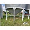 Image 3 : WESTEEL-ROSCO 5 RING HOPPER BIN