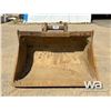 Image 5 : CAT 66 IN. 330 CLEAN OUT BUCKET