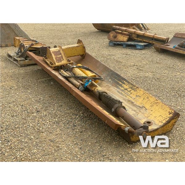 12 FT. GRADER BLADE W/MAST MOUNT