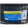 Image 9 : (4) HABILEAD 245/40R20 WINTER TIRES