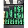 Image 3 : Interesting Vintage Collector's "Mandarin" Chess Set