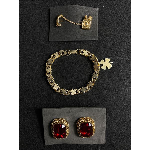Bracelet Earrings Pin