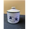 Image 2 : 3 Piece Stoneware Set