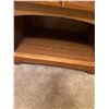 Image 3 : Palliser Bedside Table with Lamp