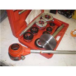 CENTRAL FORGE PIPE THREADER W/ATTACHMENTS