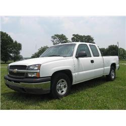CHEVROLET 1500HD  SILVERADO LS 4 X 2 QUAD CAB PICKUP , s/n 2GCEC19V741424044: