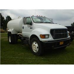 FORD F750 2,200 GALLON S/A WATER TRUCK , s/n 3FDPF7569YMA37507: