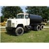 Image 1 : MACK RD685S 3,000 GALLON T/A WATER TRUCK , s/n RD685S19305: