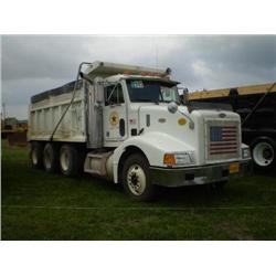 PETERBILT 377 TRI AXLE DUMP TRUCK , s/n 1XPCDU9X9WD425967: