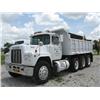 Image 1 : MACK R688ST TRI AXLE DUMP TRUCK , s/n R688ST08988:
