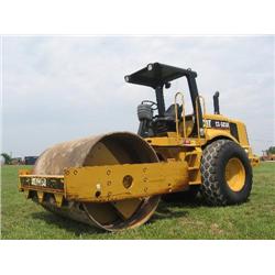 CATERPILLAR CS563D VIBRATORY SMOOTH DRUM COMPACTOR , s/n CATCS563A9MW01135: