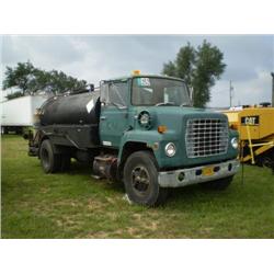 FORD F800 S/A ASPHALT DISTRIBUTOR TRUCK , s/n N80HVHG7356: