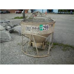 GARBRO 1/2 CY CONCRETE BUCKET, & CONCRETE BLANKETS