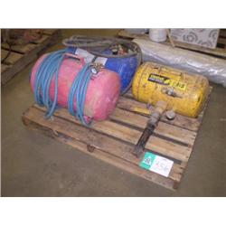 PALLET OF AIR TANKS