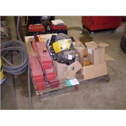 PALLET OF MISC TRUCK PARTS