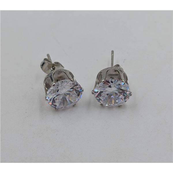 PAIR OF NEW 4CT CUBIC ZIRCONIA EARRINGS