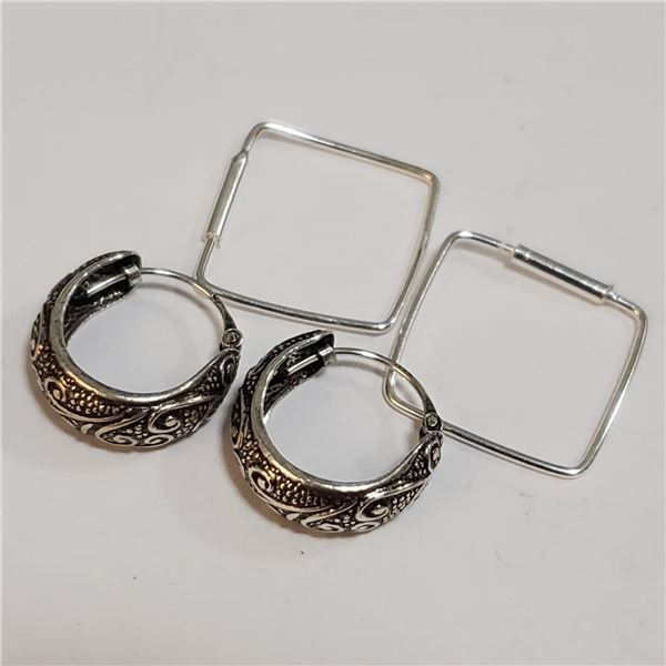 JP1066-154 SILVER LOT OF 2 EARRINGS