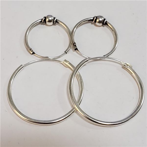 JP1066-183 SILVER LOT OF 2 EARRINGS