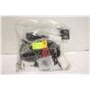 Image 1 : BAG OF APPLE CORDS AND ACCESSORIES INCL.