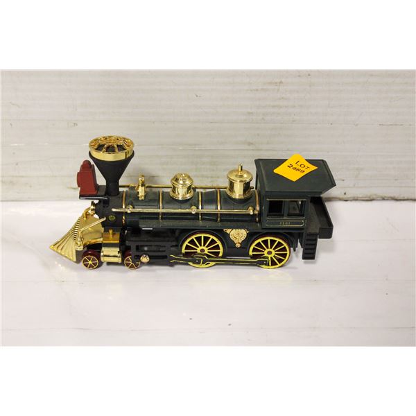 STEAM TRAIN MODEL SS7501