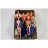 8 BARBIES & KEN - ESTATE
