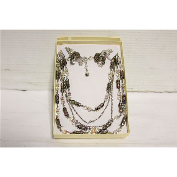 1950'S CRYSTAL & AURORA BOREALIS NECKLACE