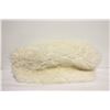Image 1 : 100% SHEEPSKIN FROM AUSTRALIA 3FT RUG-ESTATE