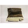 KANATA 5FT SHERPA SUEDED BLANKET THICK-ESTATE