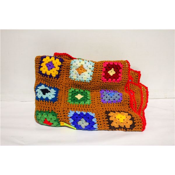 DOUBLE SIZE GRANNY SQUARE KNIT AFGHAN